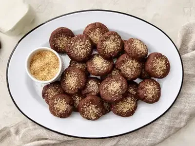 Spiced Mexican Chocolate Cookies with Cinnamon and Cayenne