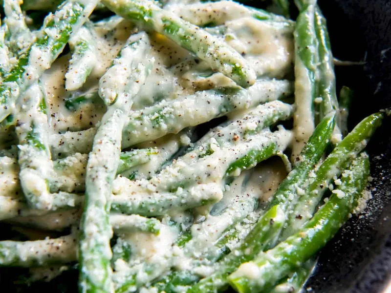 Creamy Microwave Green Beans with Parmesan and Nutmeg