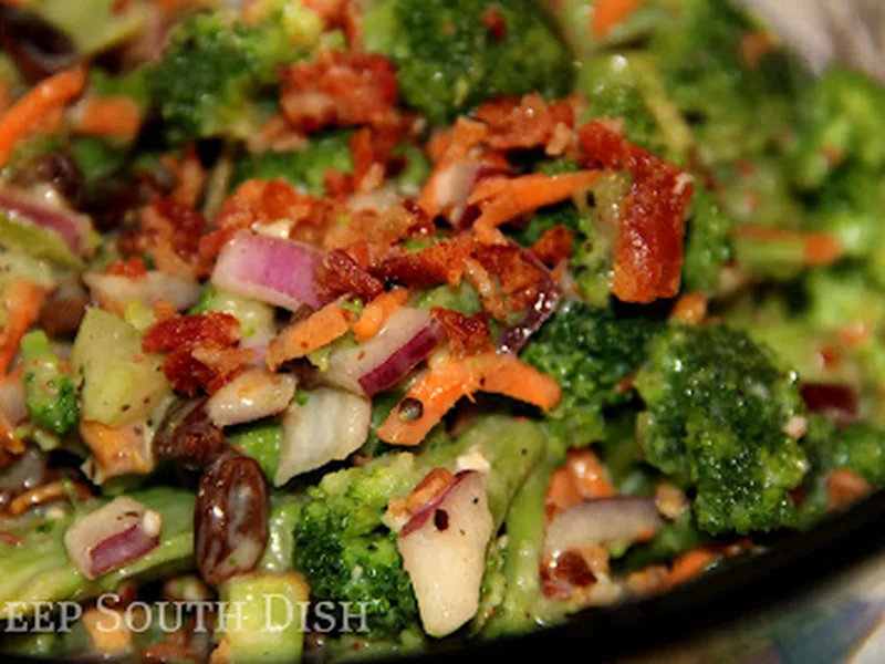 Crisp Broccoli Salad with Bacon and Creamy Dressing