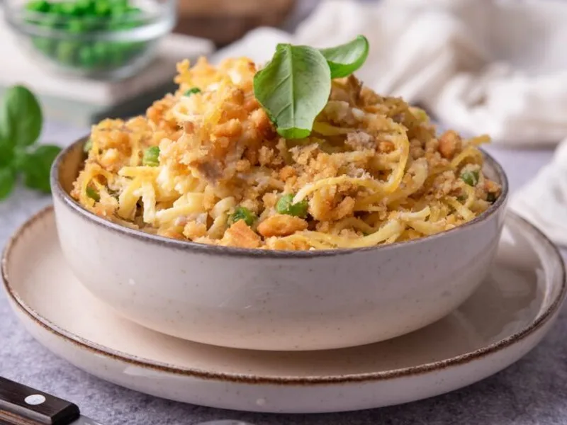 Classic Tuna Noodle Casserole with Buttery Cracker Topping