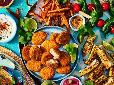 Quorn Nacho Nugget Sharing Board with Fajita Fries