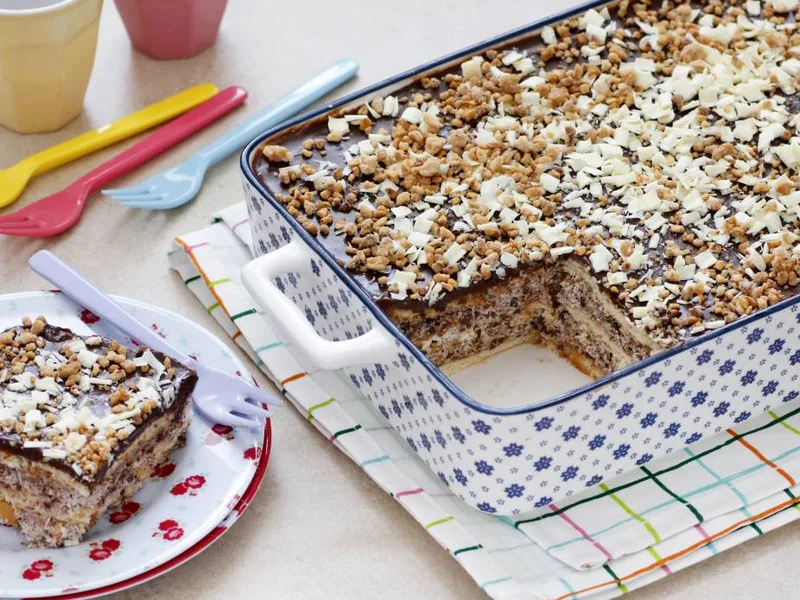 No-Bake Chocolate Chip Biscuit Icebox Cheesecake