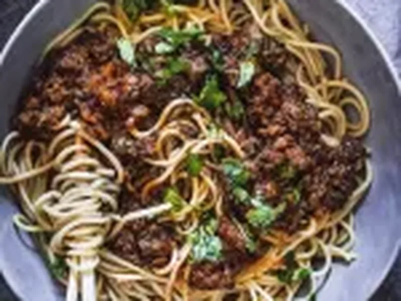 Chinese Dan Dan Noodles with Spicy Peanut Sauce