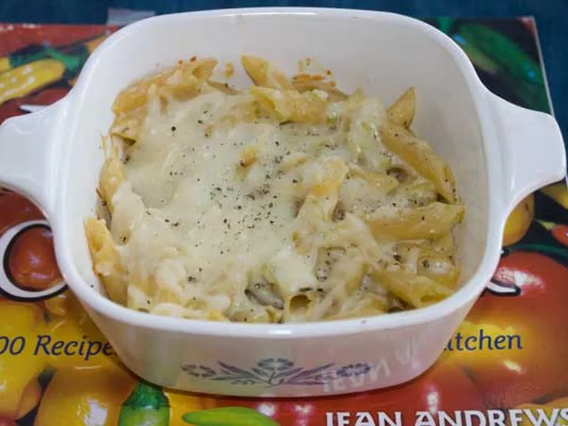 Hatch Chile Baked Penne with Sour Cream and Monterey Jack