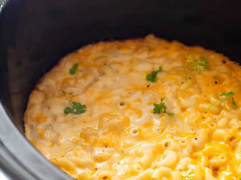 Easy Slow Cooker Mac and Cheese with Sharp Cheddar