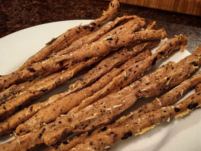 Rosemary Olive Grissini with Garlic