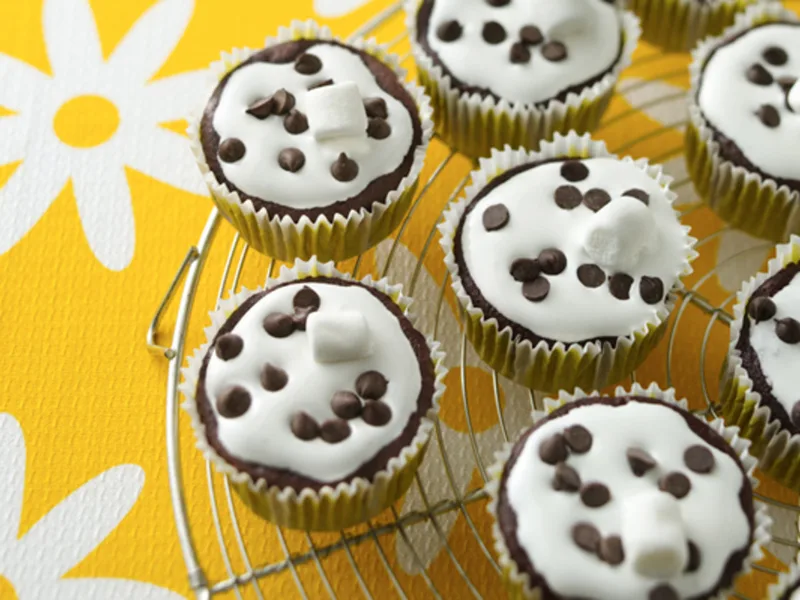 Chocolate Marshmallow Cupcakes, Low-Cal