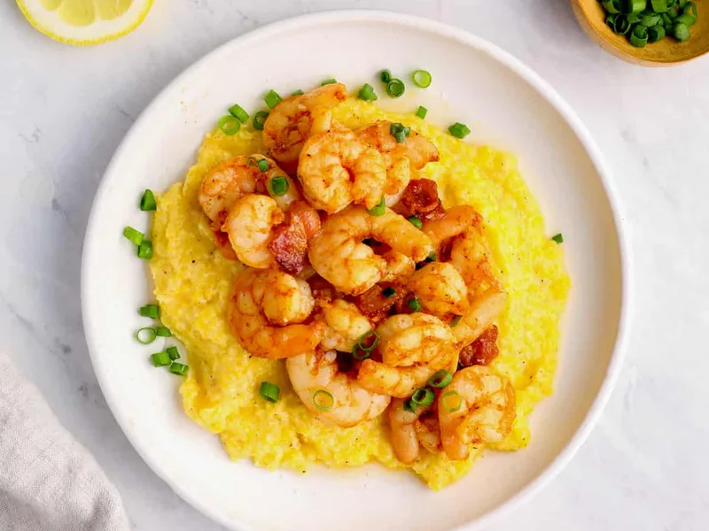 Cajun Shrimp and Cheddar Grits with Crispy Bacon