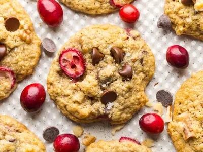Gluten Free Chocolate Chip Cranberry Oatmeal Cookies
