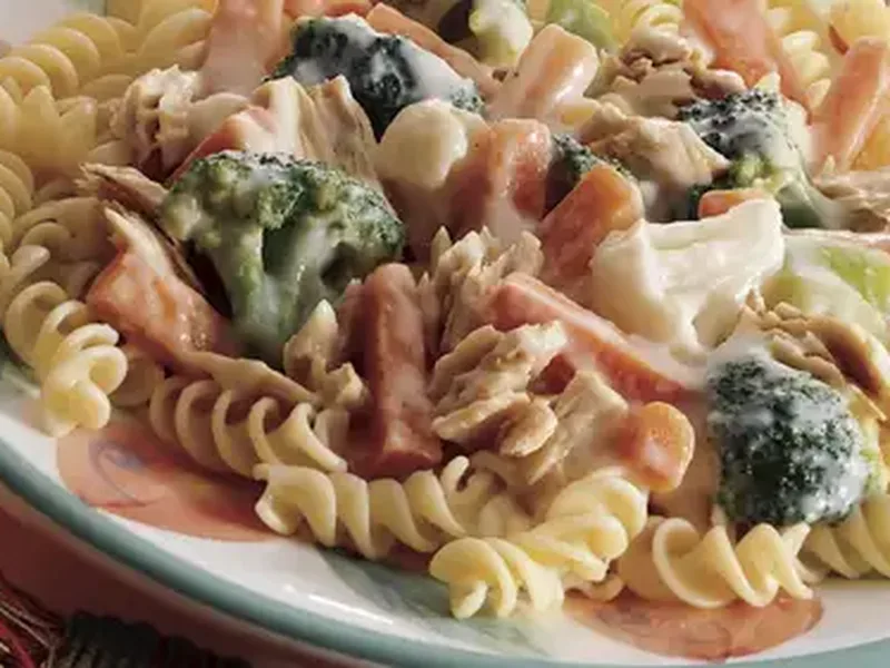 Tuna Primavera with Rotini Pasta and Mixed Vegetables