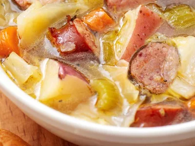 Kielbasa Cabbage Stew with Chicken Broth