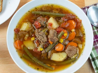 Instant Pot Beef and Vegetable Soup