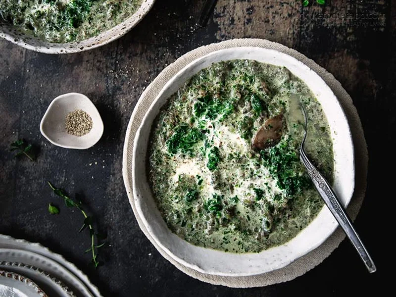 Low-Carb Creamy Spinach Mushroom Soup