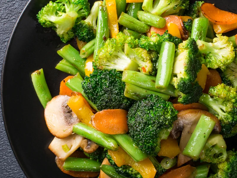 Quick Vegetable Stir-Fry with Ginger and Shiitake