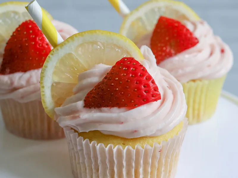 Strawberry-Lemon Cupcakes with Cream Cheese Frosting