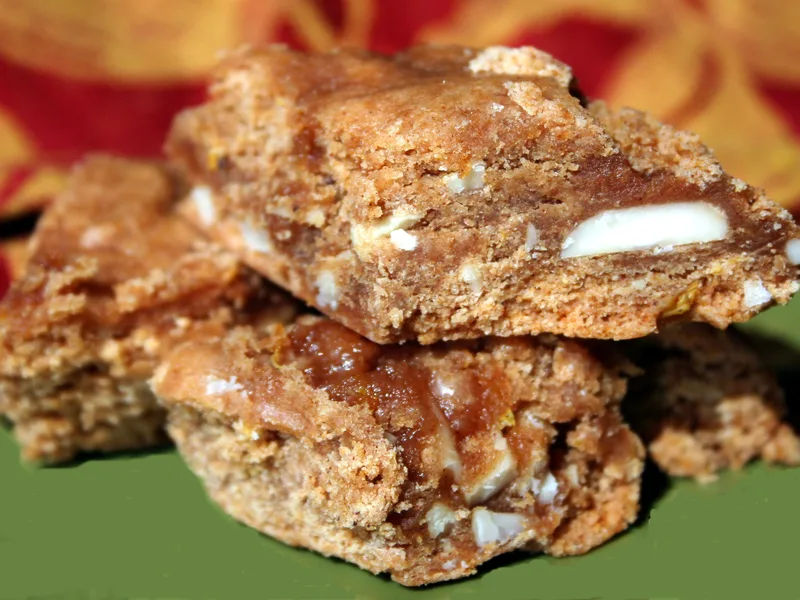 Traditional Basel Spice Cookies with Honey and Almonds