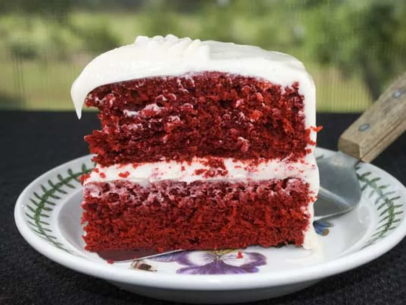Classic Red Velvet Cake with Cream Cheese Frosting Recipe
