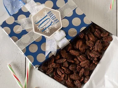 Spiced Pecans with Date Sauce, No Sugar