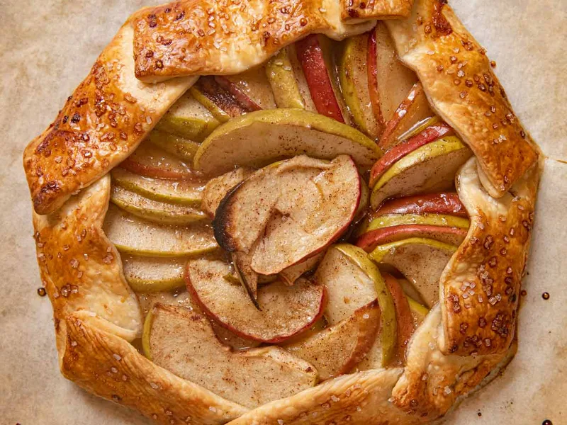 Rustic Apple Galette with Granny Smith and Cinnamon