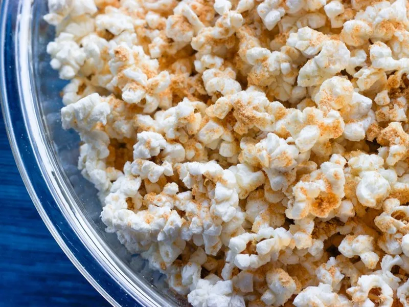 Cheeseburger Popcorn with Bacon and Beef Drippings