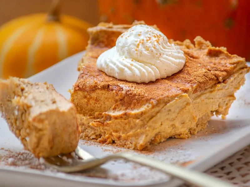 No-Bake Pumpkin Pie with Graham Cracker Crust