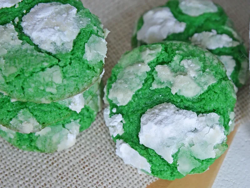 Soft Peppermint Crinkle Cookies with Green Food Coloring