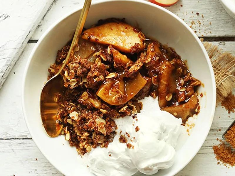 Vegan Apple Crisp with Coconut Sugar and Gluten-Free Oats