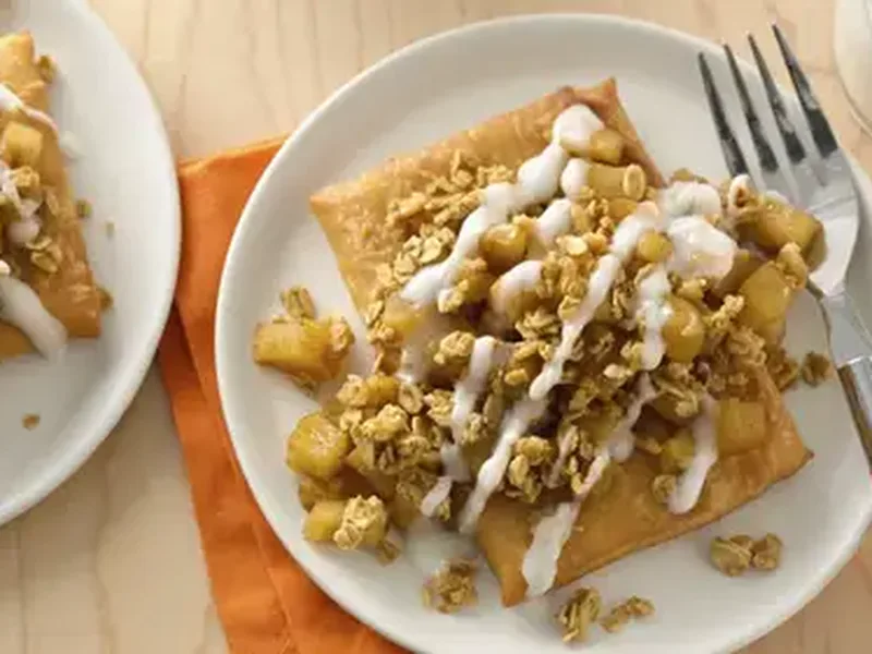 Quick Microwave Apple Strudel with Granola Crumble Topping