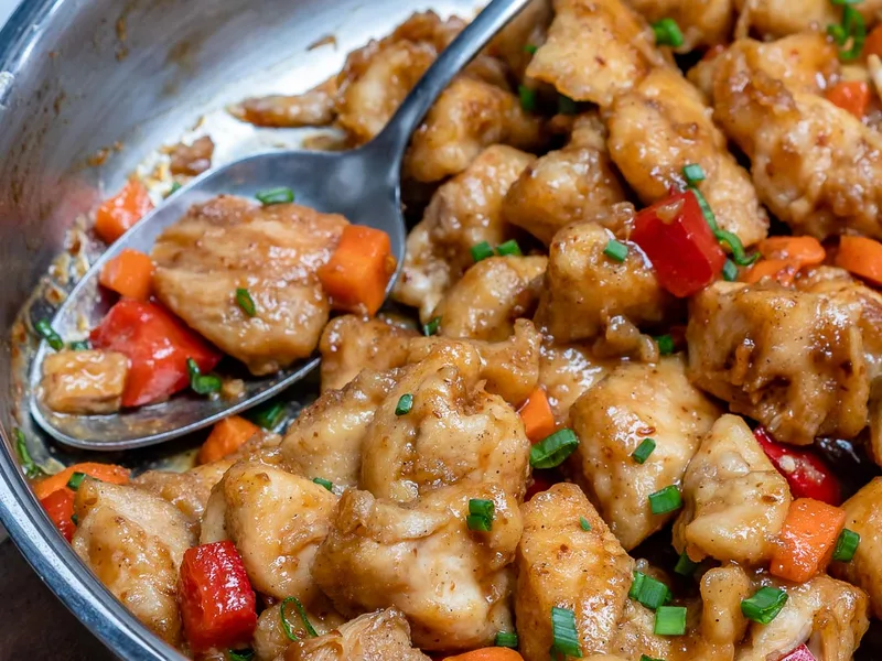 Sweet and Spicy Chicken Stir-Fry with Honey Garlic Sauce