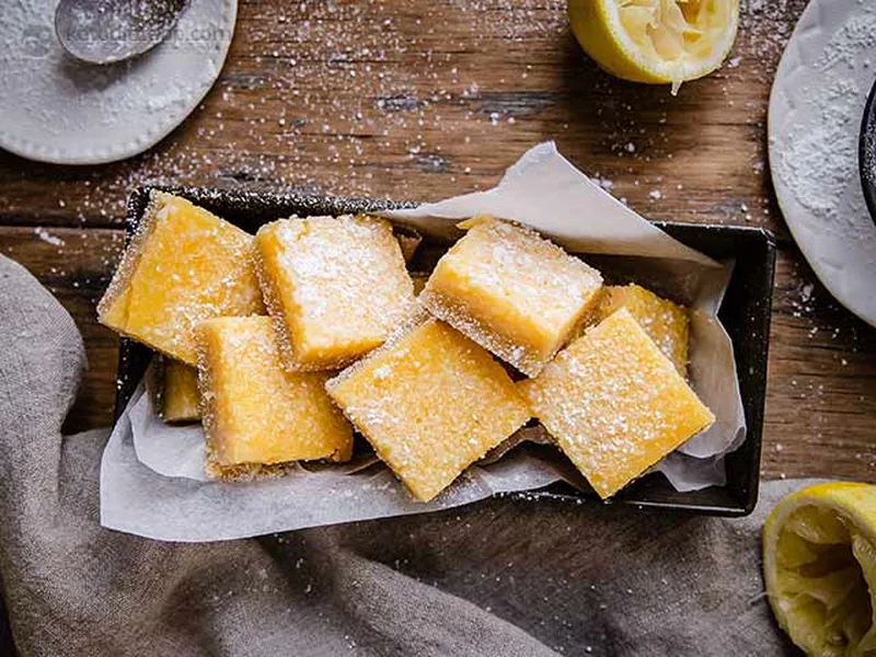 Low-Carb Keto Lemon Bars with Almond Flour Crust