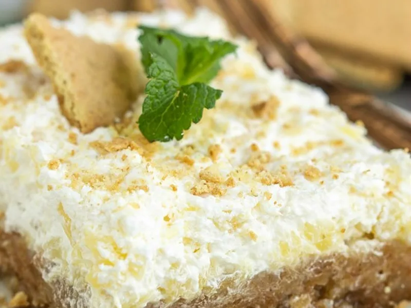 Hawaiian Pineapple Graham Cracker Layer Dessert