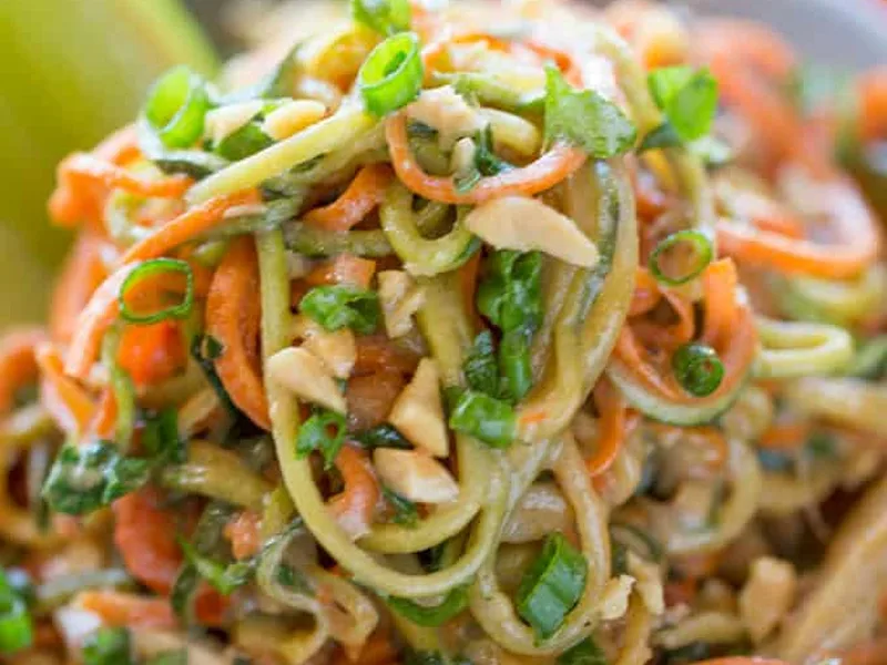Healthy Thai Peanut Chicken Zucchini Noodles Recipe