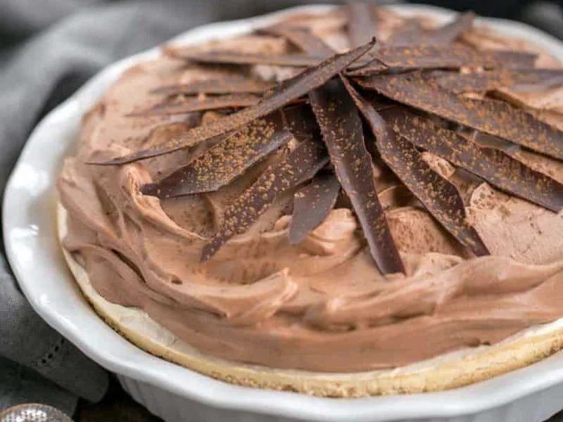 Chocolate Velvet Pie with Meringue Crust
