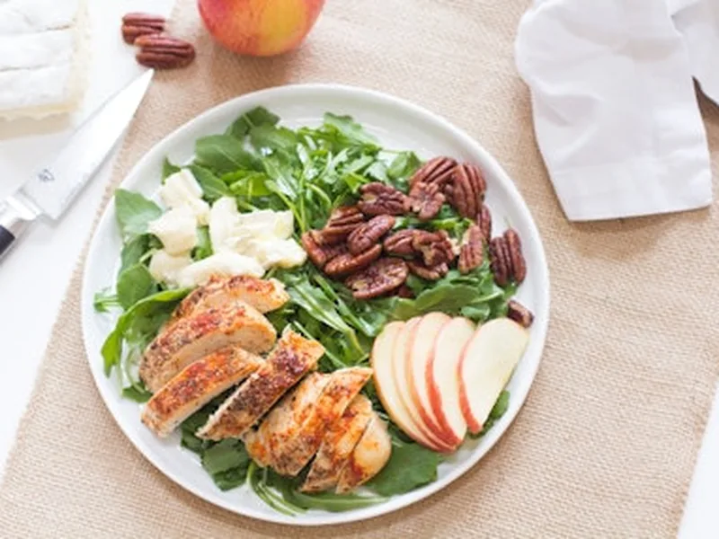 Arugula Salad with Seared Chicken, Pecans and Brie