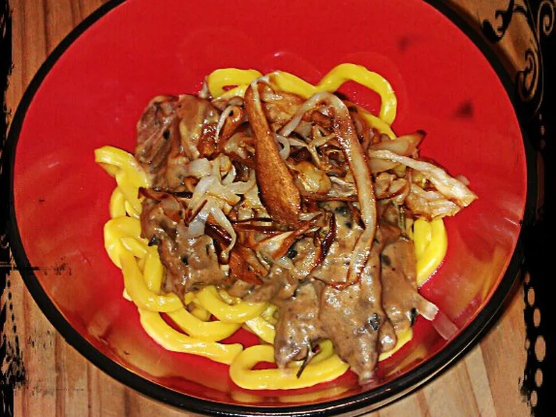 Beef Tips with Crispy Parsnip Threads & Horseradish Cream