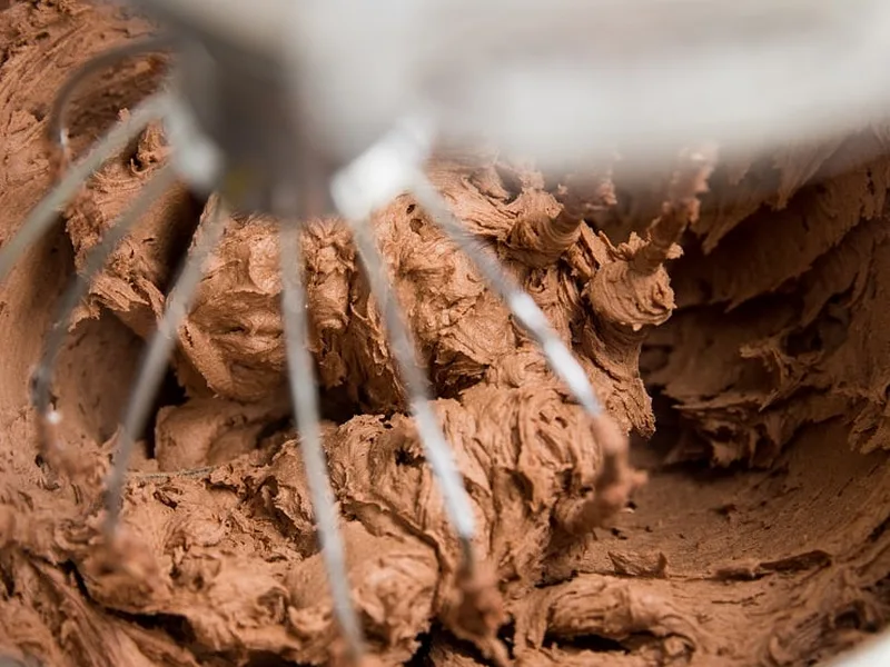Sugar-Free Chocolate Buttercream Frosting