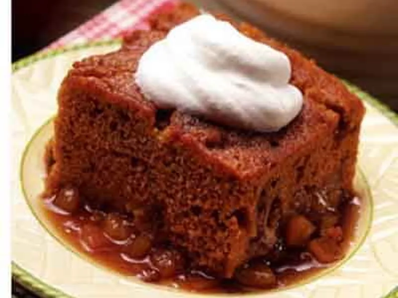 Caramel Apple Pudding Cake with Pecan Streusel