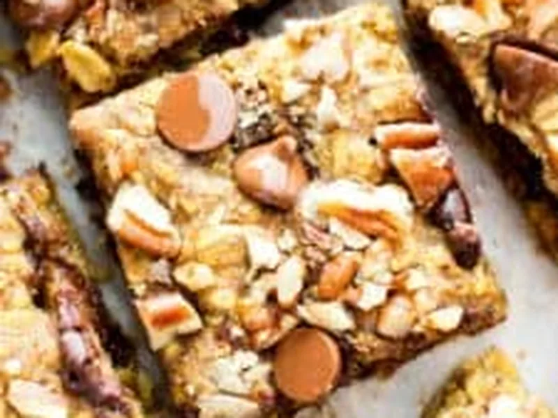 Soft Baked Pumpkin Spice Oatmeal Bars with Chocolate Chips