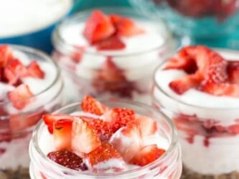 Strawberry Pretzel Greek Yogurt Mini Parfaits with Pecans