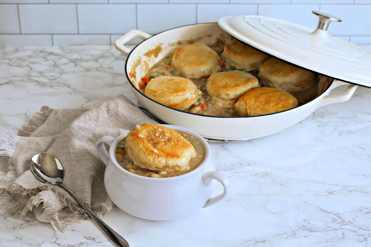 Biscuit-Topped White Bean and Mushroom Stew | EasyCook