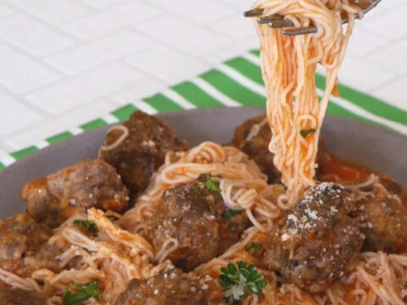 Low Carb Shirataki Spaghetti and Baked Meatballs