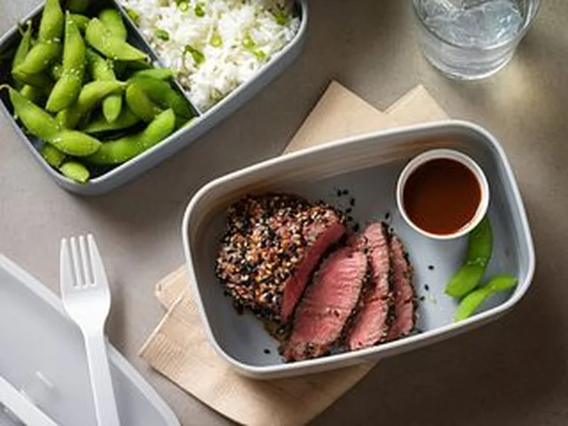 Sesame-Crusted Beef Steaks with Spicy Dipping Sauce