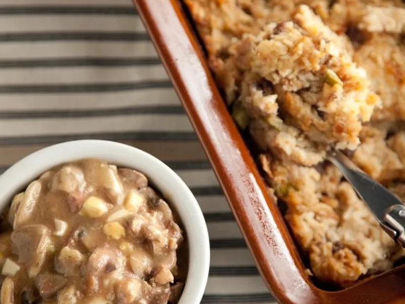 Country Sausage Stuffing with Mushroom Giblet Gravy