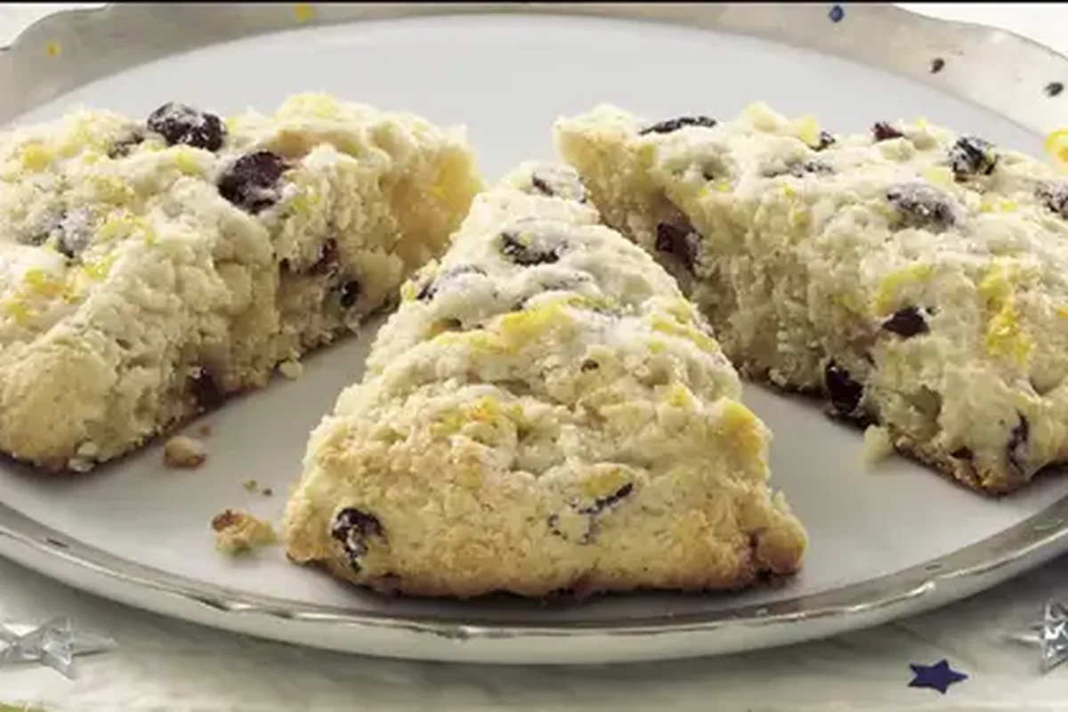 Classic Cranberry Orange Scones with Vanilla Chips | EasyCook