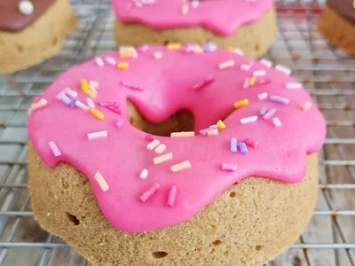 Gluten Free Ring Doughnuts with Nutmeg