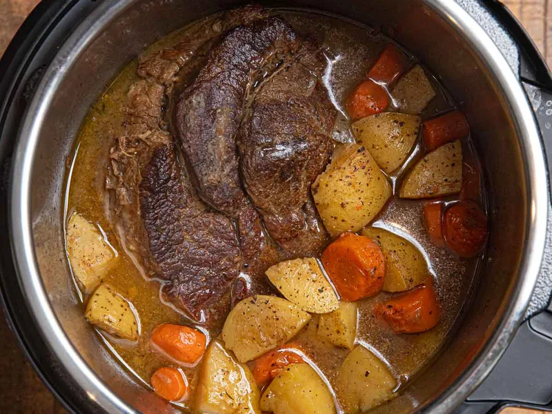 Instant Pot Chuck Roast with Vegetables