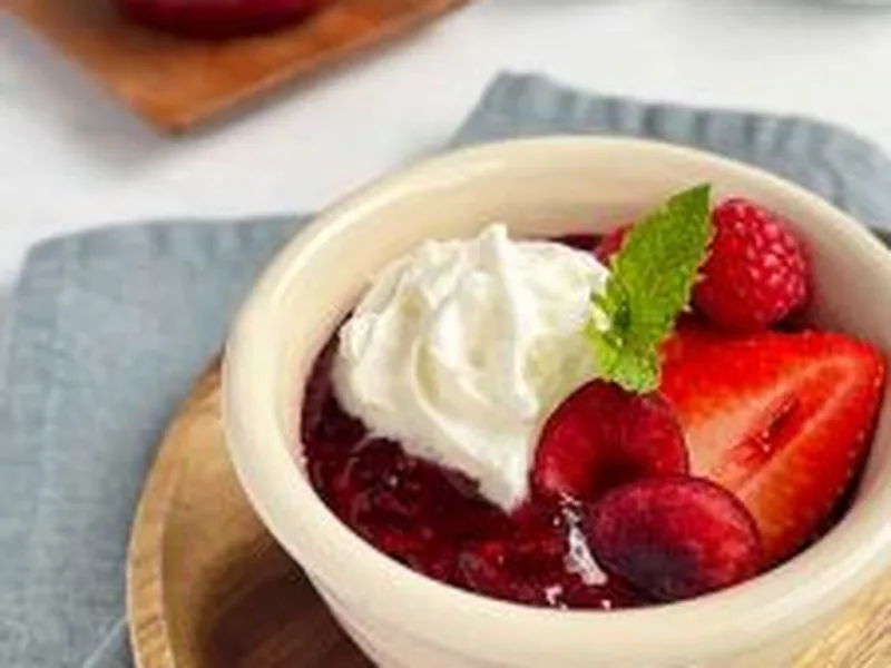 Rote Grütze: German Red Berry Cherry Pudding