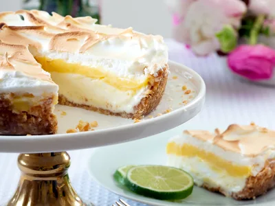 Lime Ice Cream Pie with Toasted Coconut Meringue