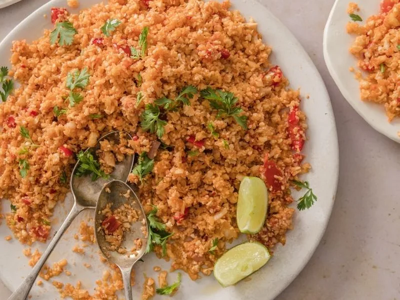 Mexican Cauliflower Rice with Peppers and Tomatoes