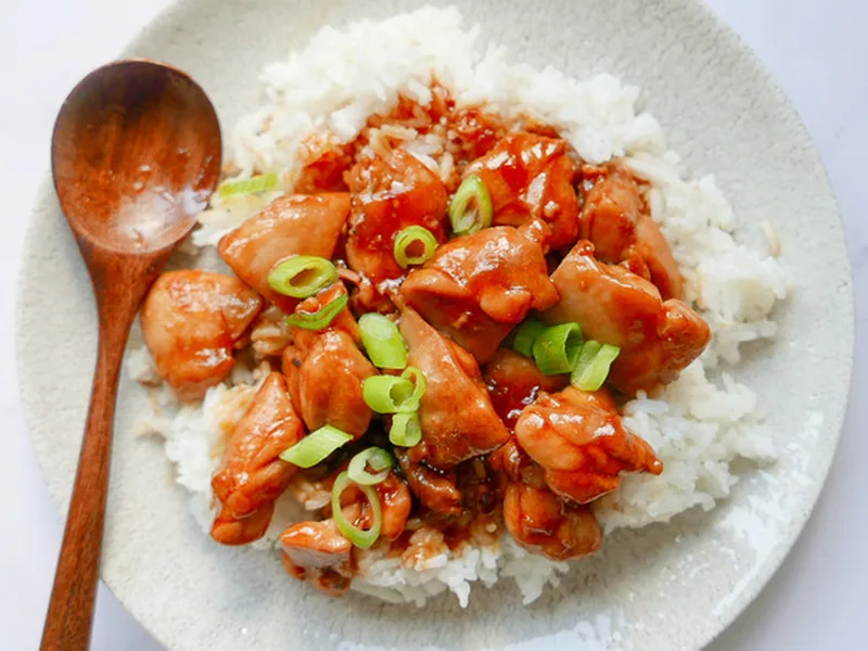 Sweet Bourbon Chicken with Apple Juice and Soy Glaze